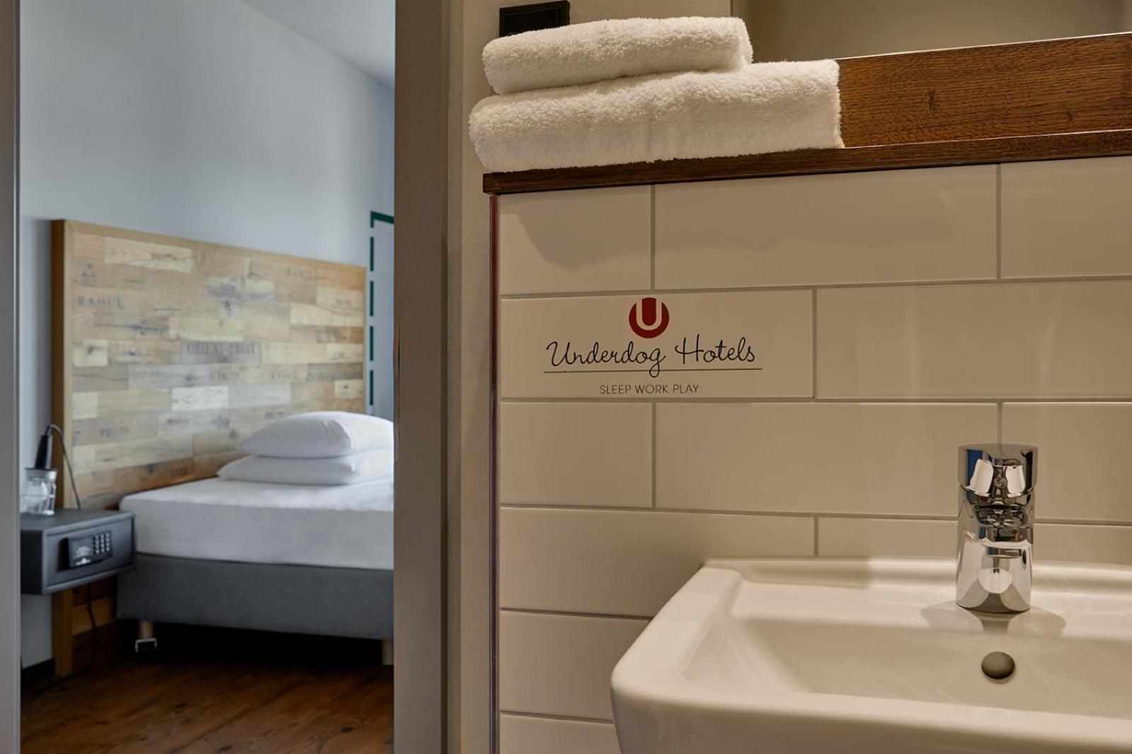 Kroeger By Underdog Hotels Hamburg Room photo